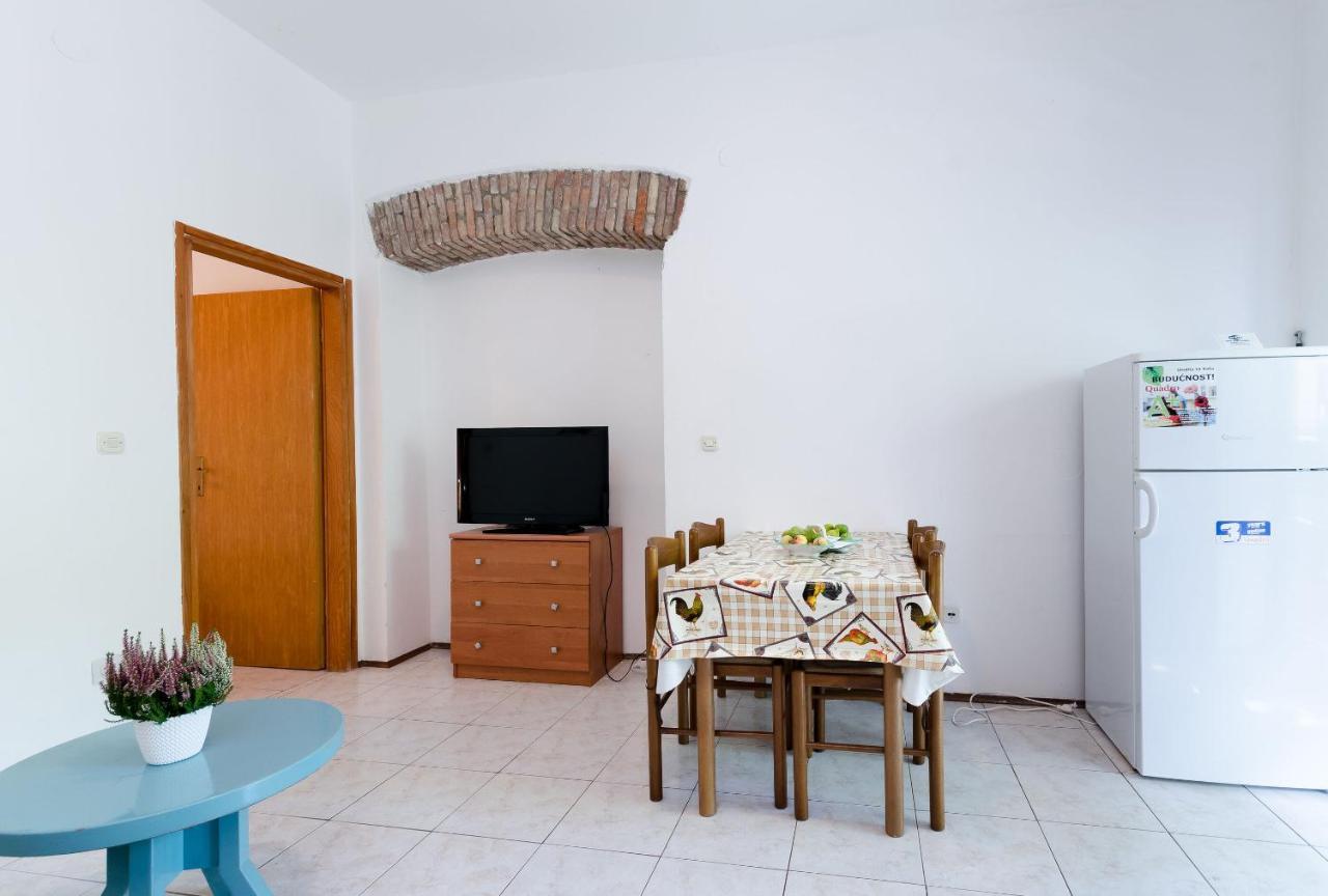 Apartments Massimo Rovinj Ngoại thất bức ảnh